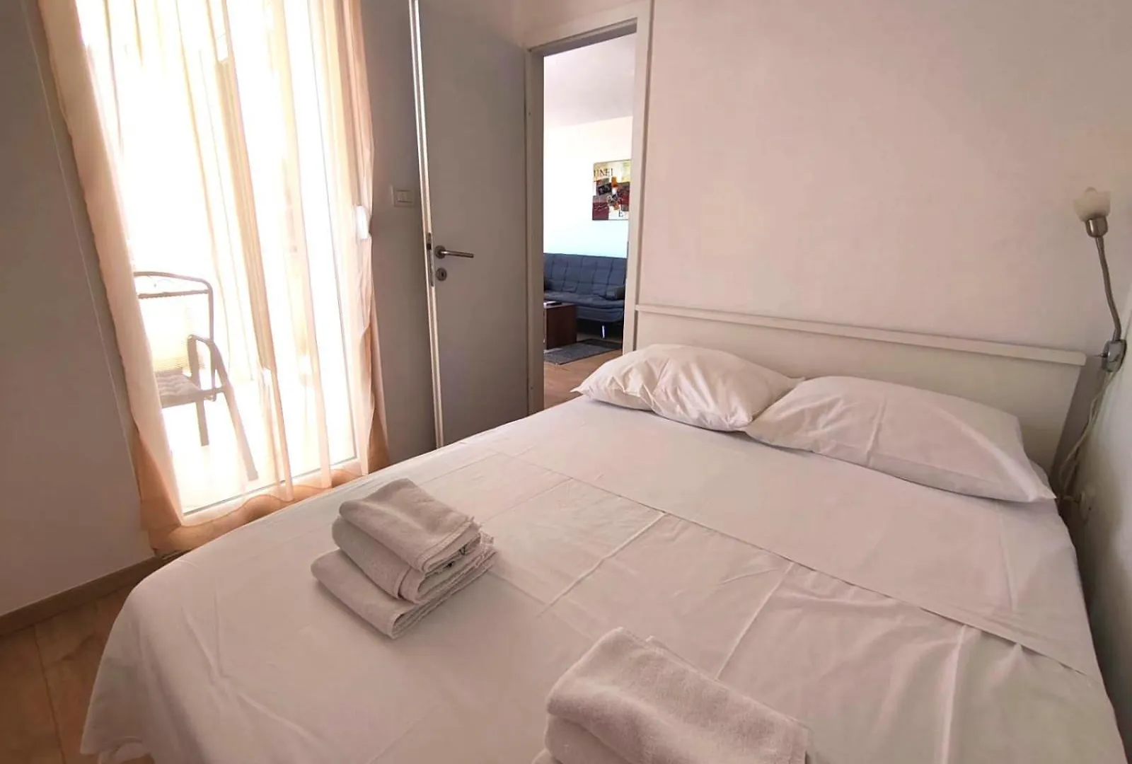 Apartments Villa Mirela Petrčane Kroatien