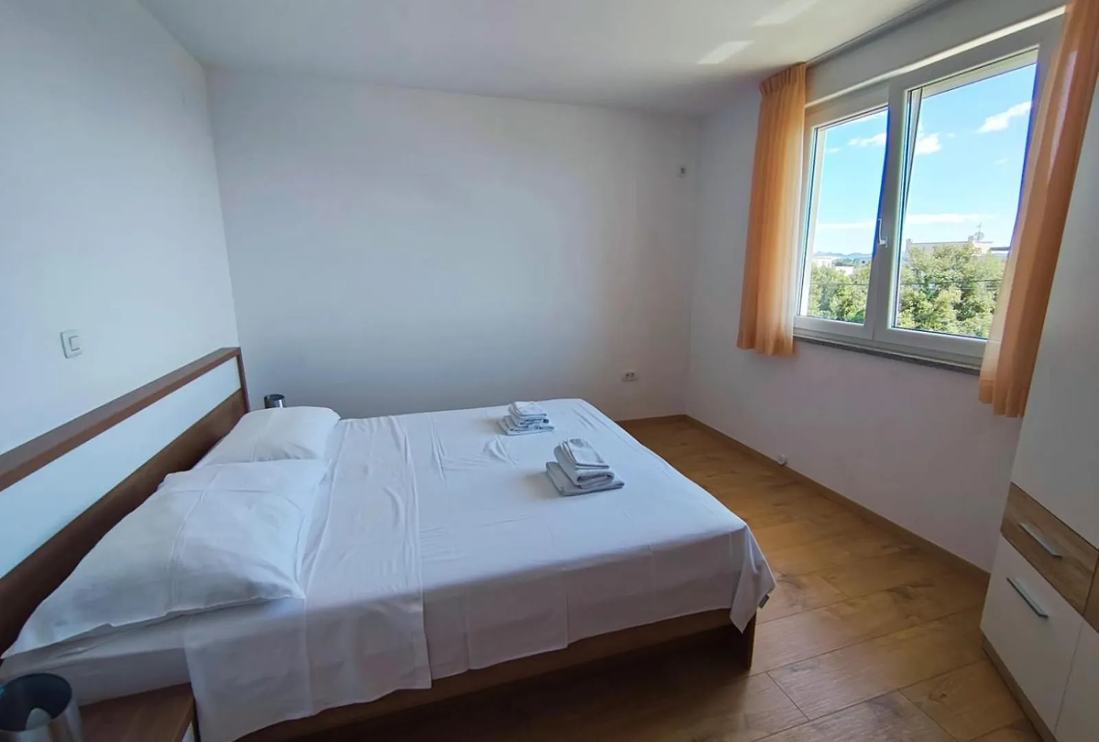 Apartments Villa Mirela Petrčane